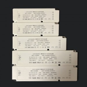 Hệ thống điều khiển cấp điện ngang của xe vận tải OM dẫn đầu dòng 12v nguồn cung cấp năng lượng của tài xế đíp.