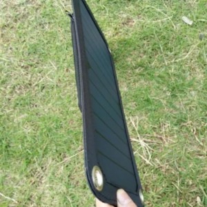 Panles sạc năng lượng mặt trời