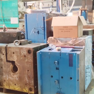 Chất lượng cao Nhà máy khuôn ShenZhen Máy tùy chỉnh các bộ phận nhựa ép phun