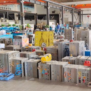 Kích thước tùy chỉnh Sản xuất tốc độ cao thép Phụ tùng ô tô Khuôn ép nhựa