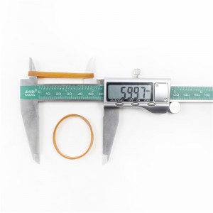 Nông dân sản sản xuất dây thun bằng cao su đặc biệt