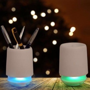 Loa bluetooth hộp bút đanăng FB-BS304B có đèn LED chiếu sáng