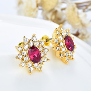 Bông tai tainhỏ cổ điển