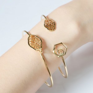 Vòng tay mở hoa Begonia