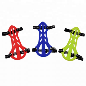 Elongngoài trời 440001 Guard Cao su mềm có thể điều chỉnh bắn cung hai mặt bằng cách sử dụng bảo vệ