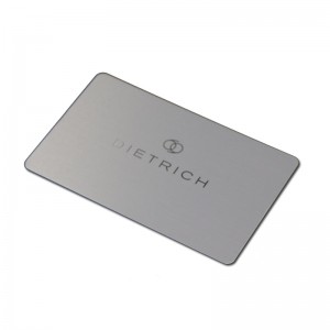 Chất lượng cao Thương hiệu tùy chỉnh Thời trang Matte Kết thúc Kim loại Nhãn In lụa Nhôm Kinh doanh Thẻ tham quan cho logo riêng