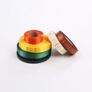 Ra mắt cácnhãn quần áo dệt màu thanh lịch