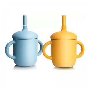 Bán buôn 100% thực phẩm Ly silicon Cup, cốc tập luyện với ống hút cho trẻ sơ sinh
