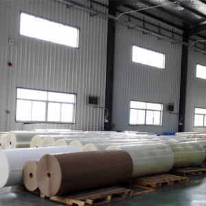 Băng keo đóng gói BOPP Jumbo Roll