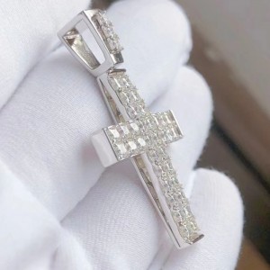 Tùy chỉnh bạc sterling 925 với mặt dây chuyền bằng đá moissanite