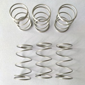 Đặt lại lò xo cuộn bằng thép không gỉ