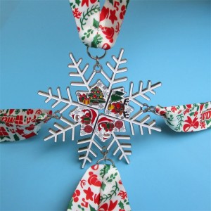 Nhà sản xuất huy chương tùy chỉnh Huy chương kết hợp Giáng sinh men mềm tùy chỉnh