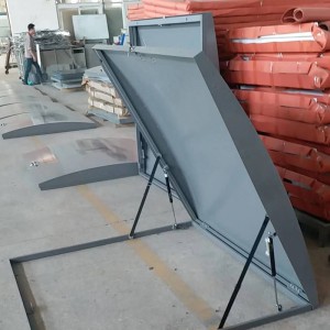 Dầu cũng bao phủ