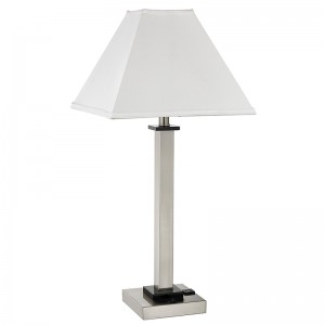 Đèn bàn trong đầu giường ở phòng khách