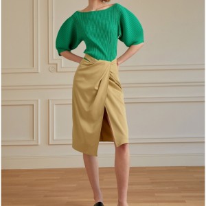 Phong cách kỳnghỉ của Pháp xếpnếp slit SLIT PHỤ NỮ 2023 Váy hoàn toàn mới