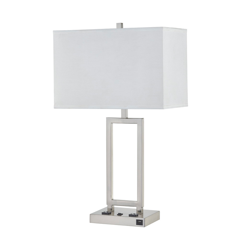 Đèn bàn Gatsby với lớp hoàn thiệnniken, hai cửa hàng, một công tắc rocker/off và cổng USB