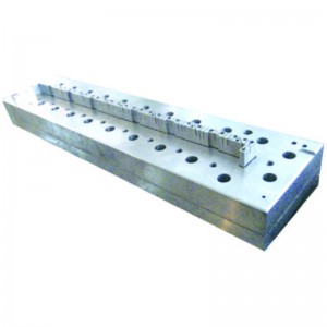 Khuôn đùn cửa rộng bằngnhựa