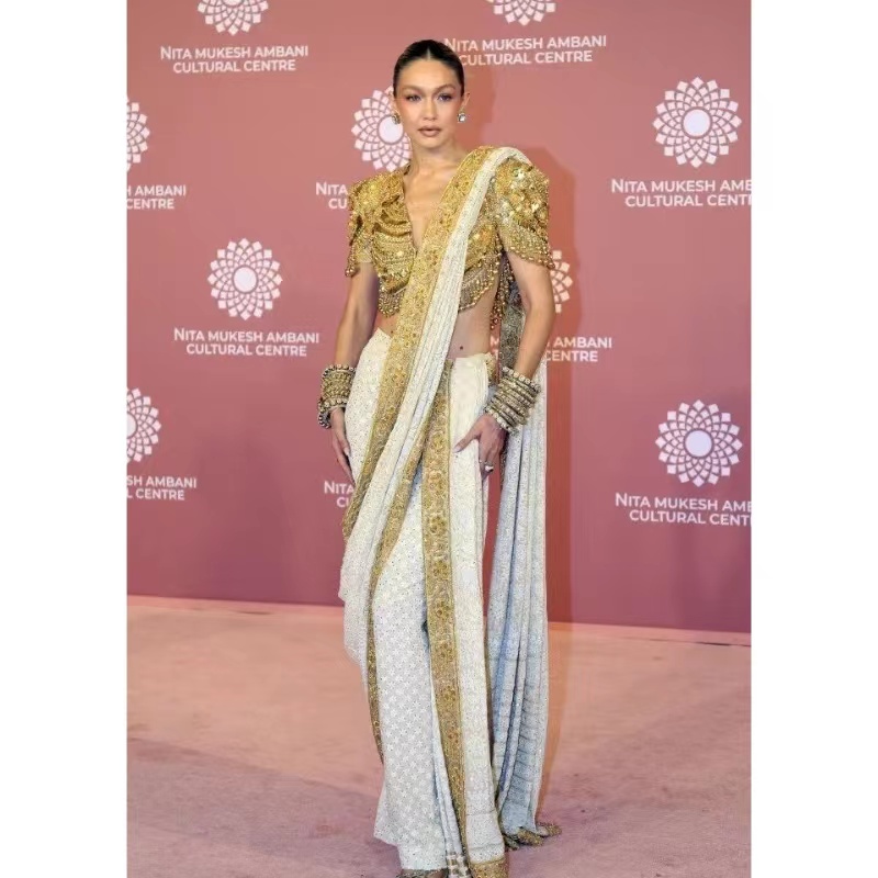 Ảnh hưởng củangườinổi tiếng/landscape mẫu/elegance&văn hóa truyền thống/2024-25 mùa đông mùa đông