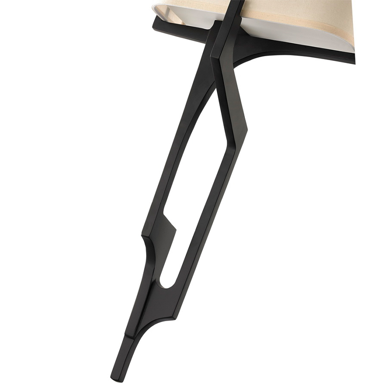 Hyatt khách sạn làm bằng kim loại tường bằng đồng với lớp hoàn thiện màu tối và mộtnửa bóng hình chữnhật tại hành lang điển hình của khách sạn