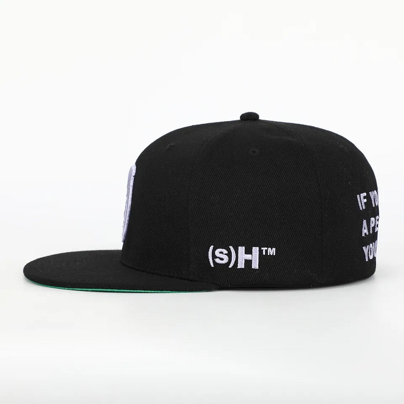 Tùy chỉnh 6 bảng điều khiển màu đen đóng lại Flex Fit Gorras Cap được trang bị mũ 3D Logo Thêu logo màu xanh lá cây Hip Hop Snapback Cap