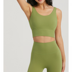 Bánh áo thể thao tập hợp chiếc cốc cố định