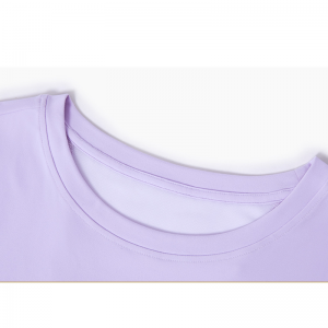 Gạc bản vá o áo phông yoga cổ