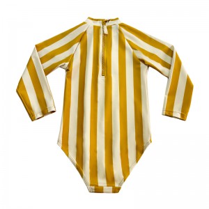 Bộ đồ bơi sọc một mảnh