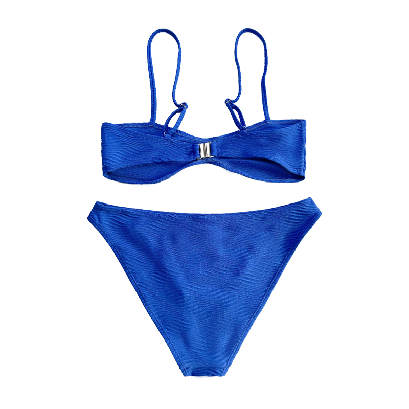 Phân chia đồ bơi bằng vải đặc biệt xếp li màu xanh