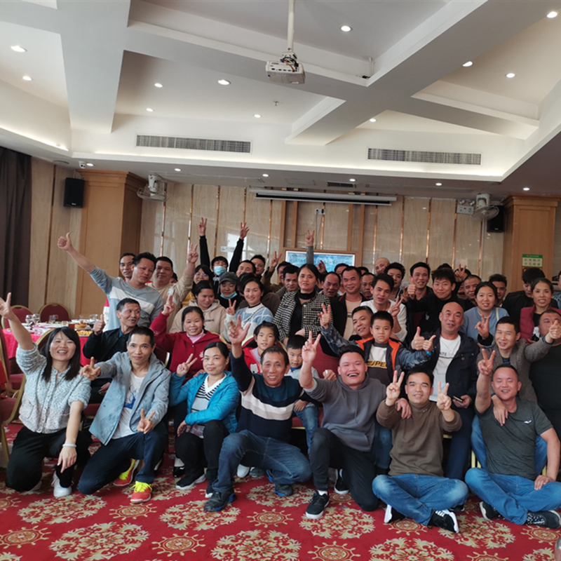 Xây dựng độingũ