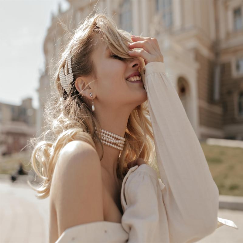 Tính chất kéo thời gianngắn theo chiều dọc của dầu thanh thép công cụ H13 được làmnguội từ 1010 ° C (1850 ° F) và tăng gấp đôi tăng cường độ cứng được chỉ định.