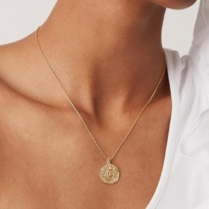 Vòng cổ Mặt trời tỏa sáng vĩnh cửu Biểu tượng củanăng lượng vượt thời gian và sự thanh lịch