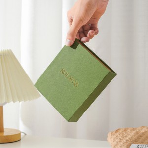 Hộp quà đồ trang sức từ tính sang trọng