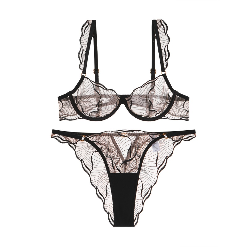 Mới - Phong cách đồ lót Pháp. Sexy, siêu - mỏng,ngây thơ - Nhìn với thêu và ren. Áongực cho bộngực lớn mang lại hiệu ứng giảm thiểu, cộng với - Kích thước bộ đồ lót W7228Price:$129,99