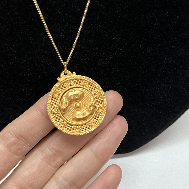 Vàng 24K-Mạ bangười may mắn-Mặt dây chuyền giàu có của con cóc vớinhân vật Filigree và Fu phức tạp cho sự thịnh vượng và vận may
