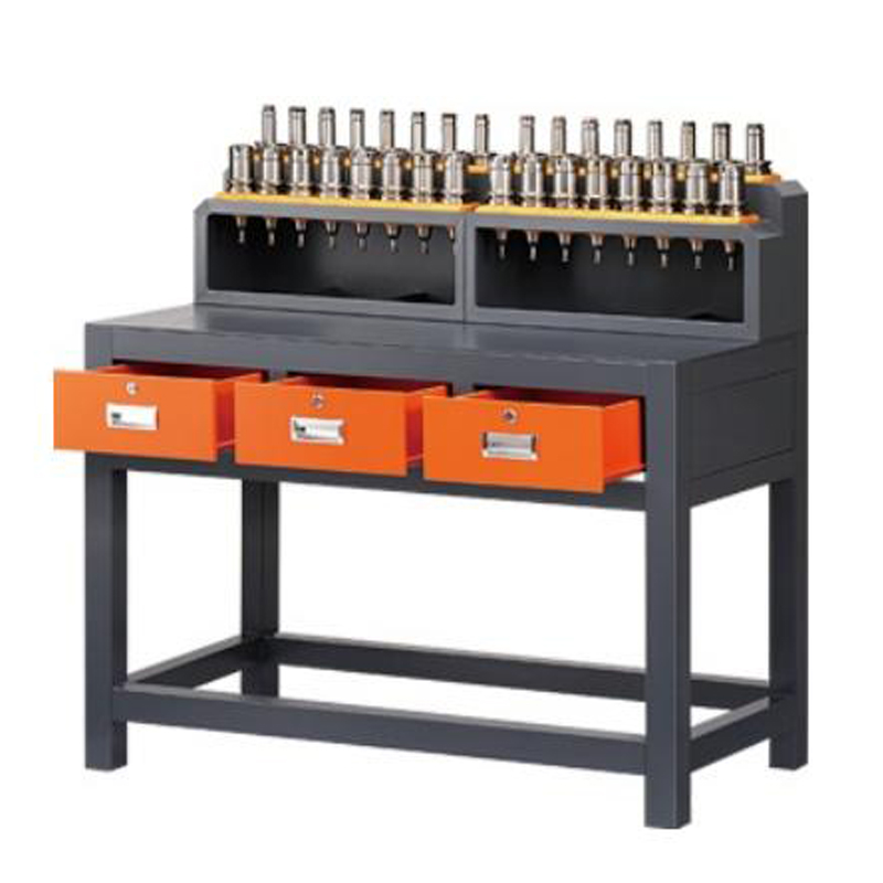 Bếp làm việc của ông chủ