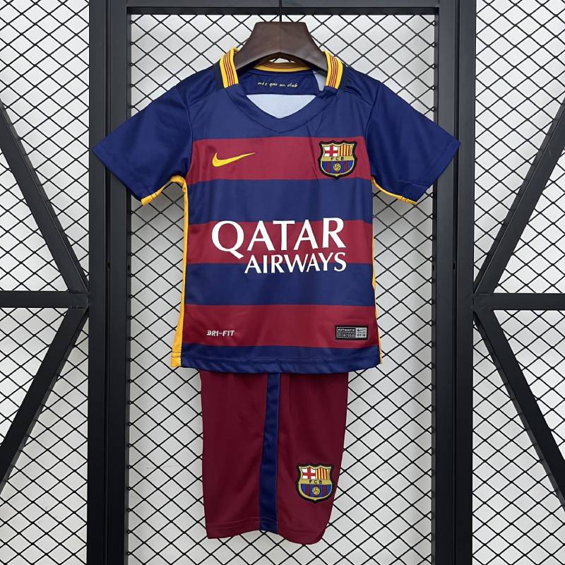 Trẻ em Barcelona 15/16 Kích thướcnhà: 16-28