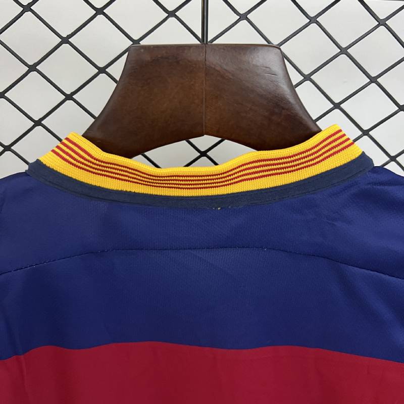 Trẻ em Barcelona 15/16 Kích thướcnhà: 16-28