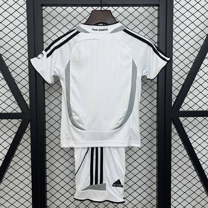Trẻ em Real Madrid 06/07 Kích thướcnhà: 16-28