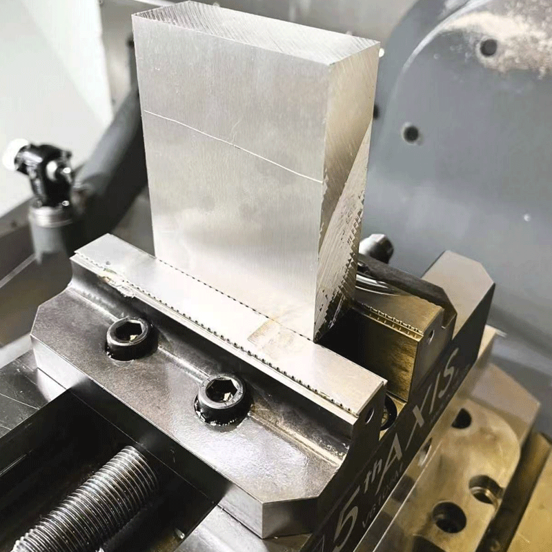 Bộ tảnnhiệt làm mát chất lỏng: Quản lýnhiệt hiệu quả tiên phong cho cao-Côngnghiệp điện